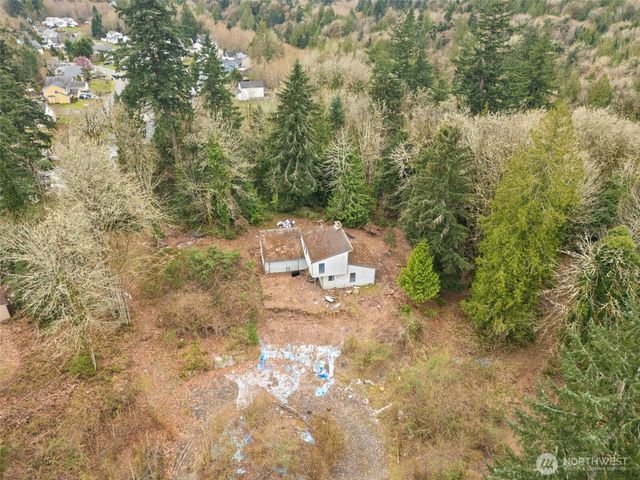 215 Caseco Lane, Port Orchard, WA 98366