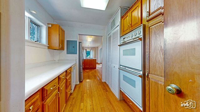 303 79th Street, Burr Ridge, IL 60527
