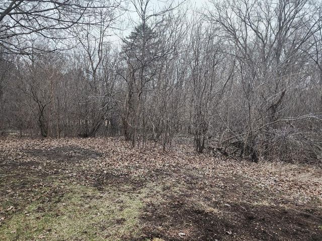 5726 N Lyons ROAD, Burlington, WI 53105