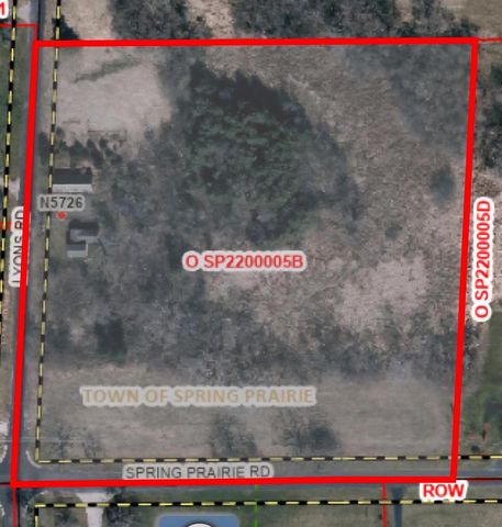 5726 N Lyons ROAD, Burlington, WI 53105