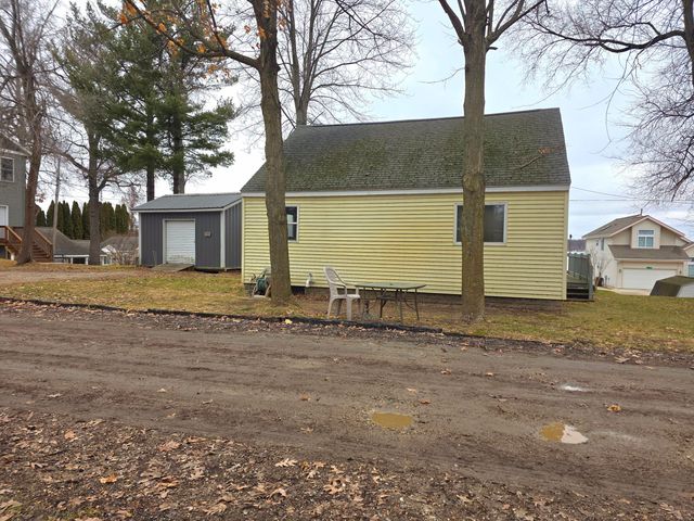 2744 Cottage Drive, Keene Twp, MI 48865