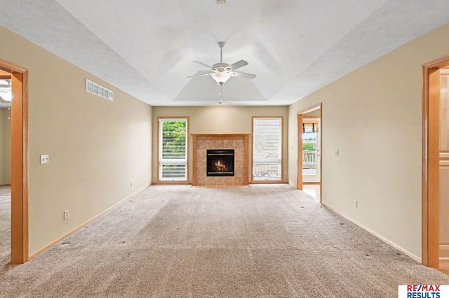 16218 Redwood Street, Omaha, NE 68136