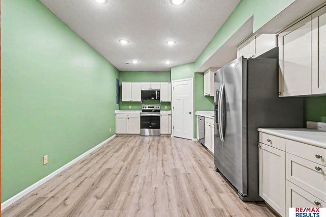 16218 Redwood Street, Omaha, NE 68136