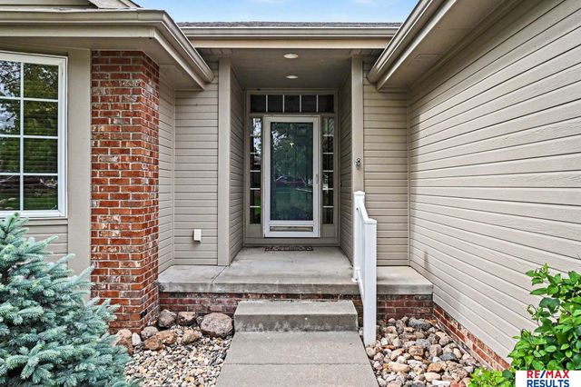 16218 Redwood Street, Omaha, NE 68136