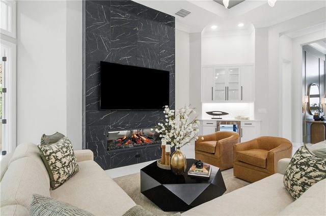 204 Strand Square, Vero Beach, FL 32963