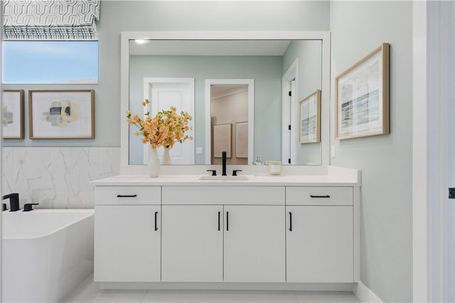 204 Strand Square, Vero Beach, FL 32963