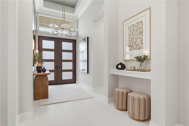 204 Strand Square, Vero Beach, FL 32963