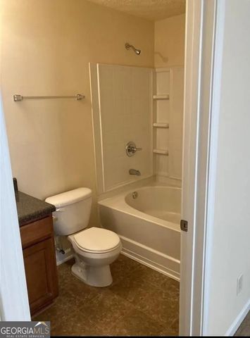 1303 Fairington Club Drive, Lithonia, GA 30038