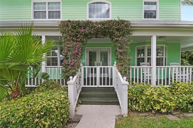 8445 SE Bayberry Terrace, Hobe Sound, FL 33455
