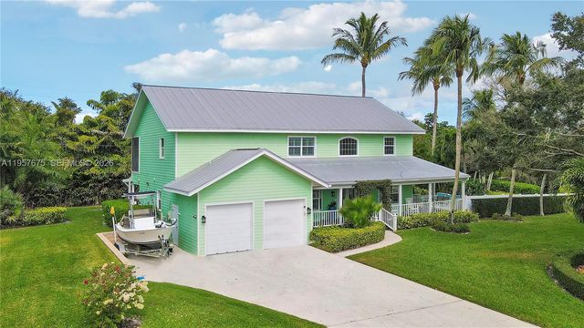 8445 SE Bayberry Terrace, Hobe Sound, FL 33455