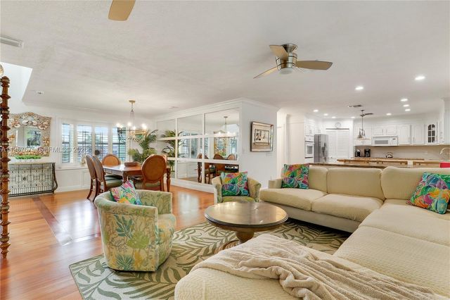 8445 SE Bayberry Terrace, Hobe Sound, FL 33455