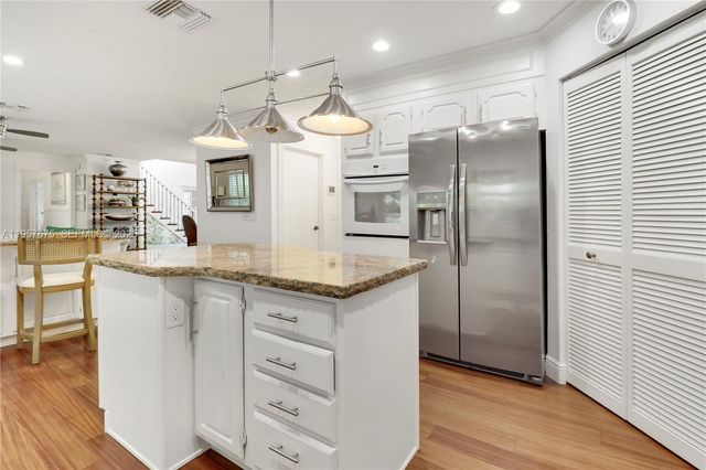 8445 SE Bayberry Terrace, Hobe Sound, FL 33455