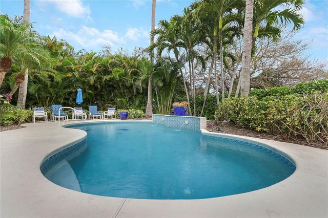 8445 SE Bayberry Terrace, Hobe Sound, FL 33455