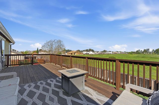 600 Blue Ash Ct, Lincoln, CA 95648