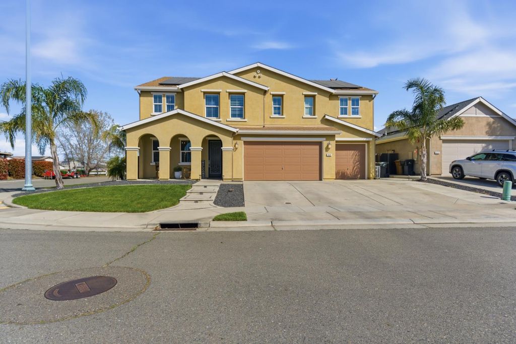 600 Blue Ash Ct, Lincoln, CA 95648