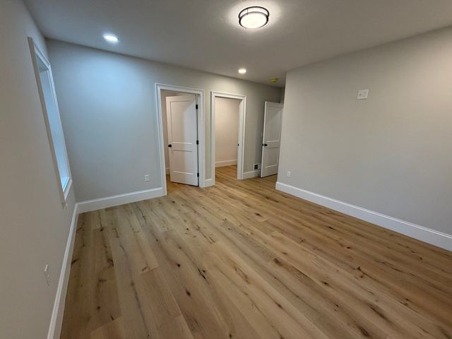 10 Maple Hill Rd, Lakeville, MA 02347