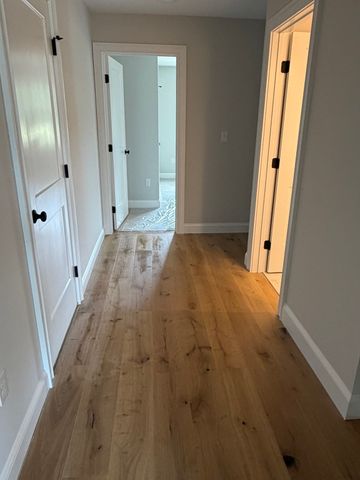 10 Maple Hill Rd, Lakeville, MA 02347