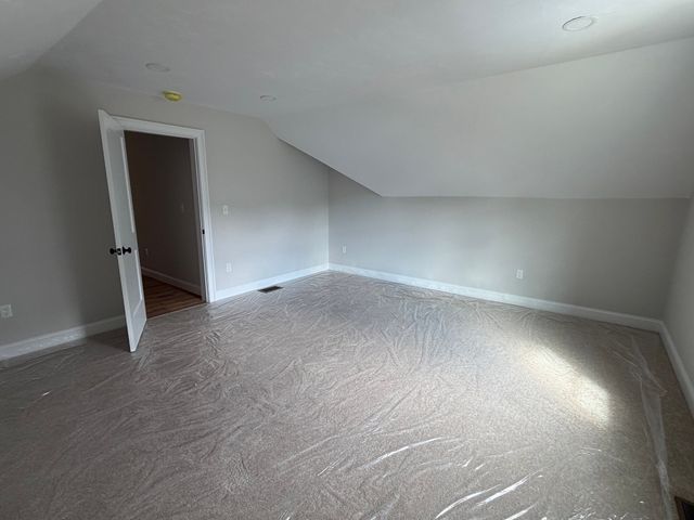 10 Maple Hill Rd, Lakeville, MA 02347