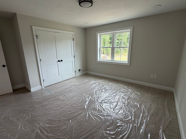 10 Maple Hill Rd, Lakeville, MA 02347