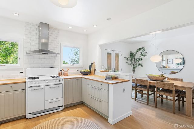 97 Banks Street, San Francisco, CA 94110