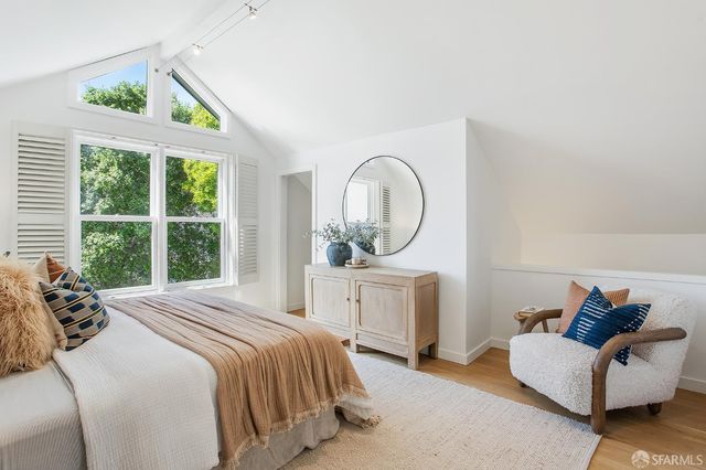 97 Banks Street, San Francisco, CA 94110