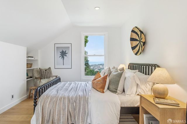 97 Banks Street, San Francisco, CA 94110