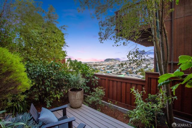 97 Banks Street, San Francisco, CA 94110