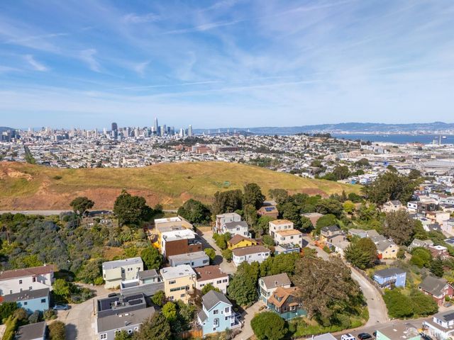 97 Banks Street, San Francisco, CA 94110