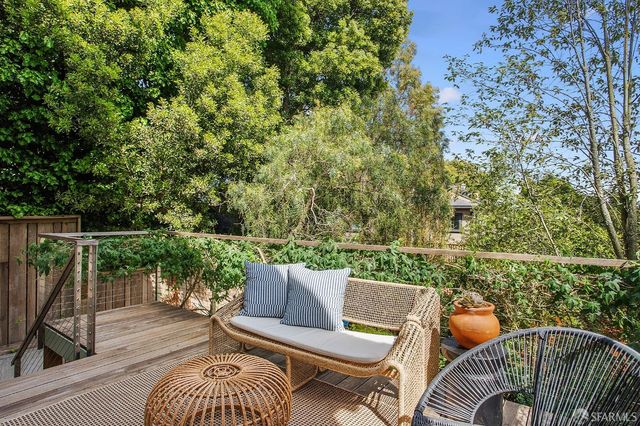 97 Banks Street, San Francisco, CA 94110