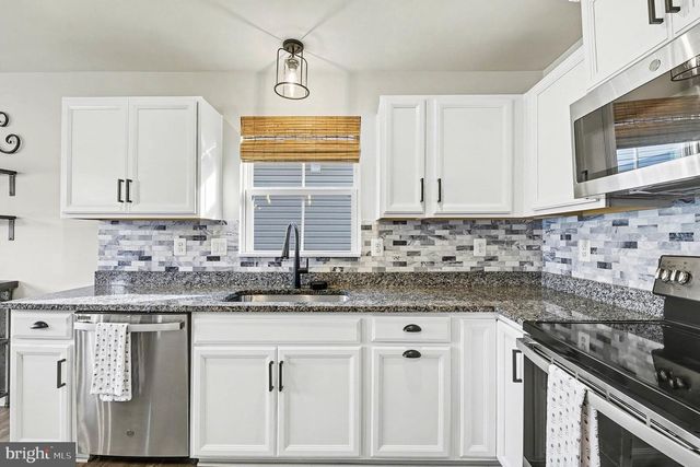 338 W CALVERT XING, North East, MD 21901