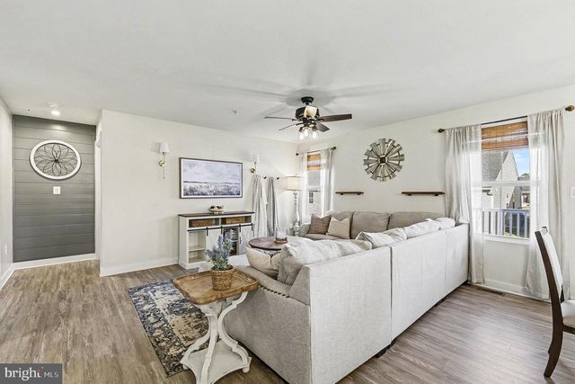 338 W CALVERT XING, North East, MD 21901