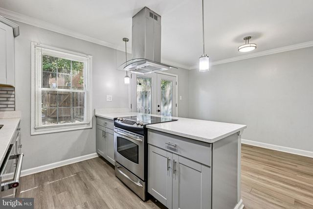 2905 WREN CT, Woodbridge, VA 22191