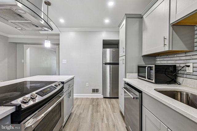 2905 WREN CT, Woodbridge, VA 22191