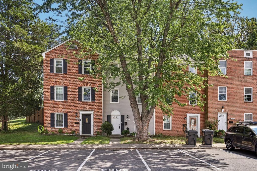 2905 WREN CT, Woodbridge, VA 22191