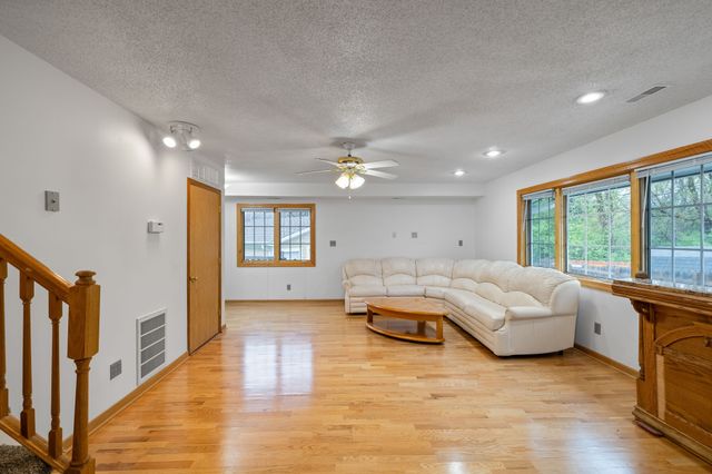 3248 SE 22nd Court, Des Moines, IA 50320