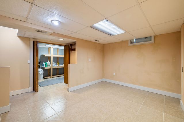 3248 SE 22nd Court, Des Moines, IA 50320