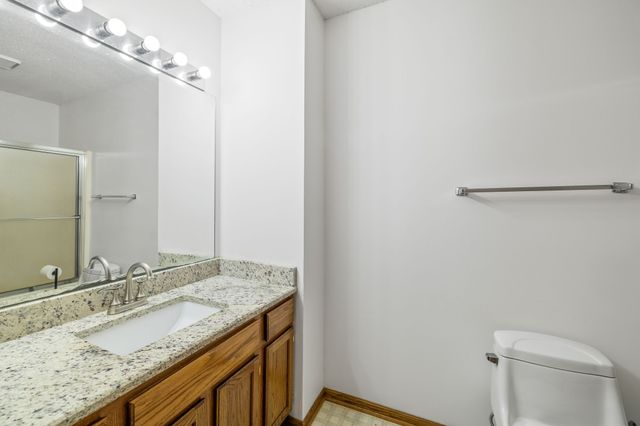 3248 SE 22nd Court, Des Moines, IA 50320