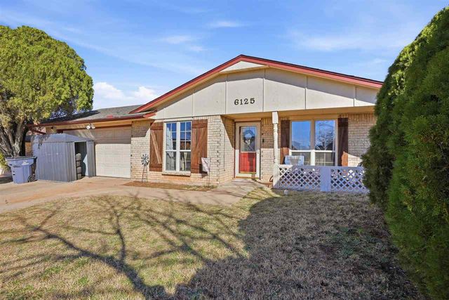 6125 SW Park Pl, Lawton, OK 73505