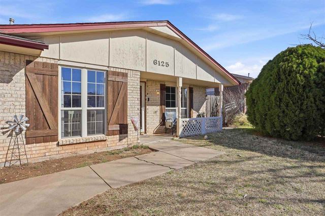 6125 SW Park Pl, Lawton, OK 73505