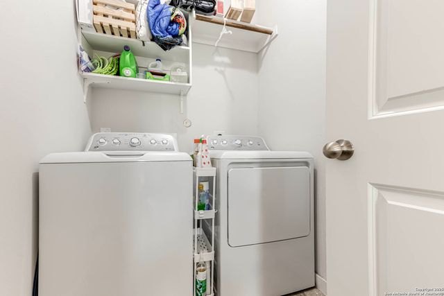 5230 Nature Path, Marion, TX 78124