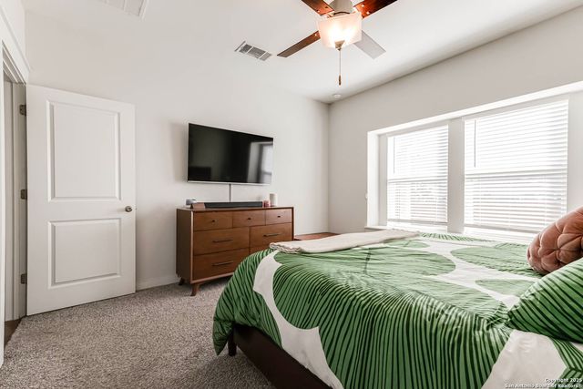 5230 Nature Path, Marion, TX 78124