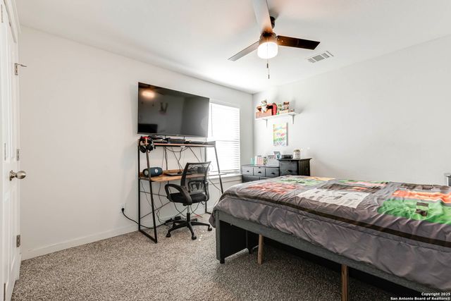 5230 Nature Path, Marion, TX 78124