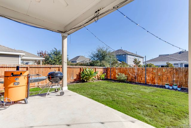 5230 Nature Path, Marion, TX 78124