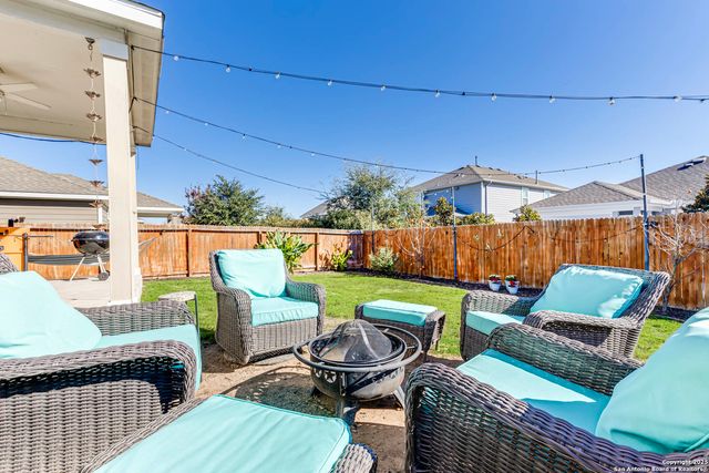 5230 Nature Path, Marion, TX 78124