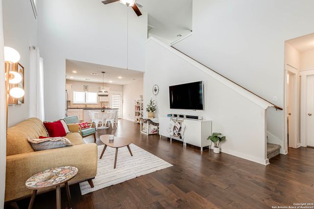 5230 Nature Path, Marion, TX 78124