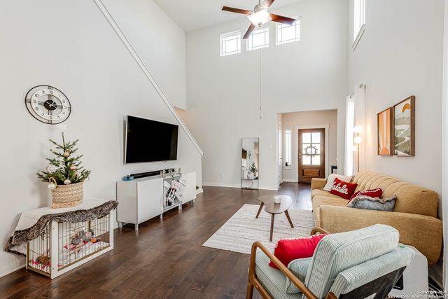 5230 Nature Path, Marion, TX 78124