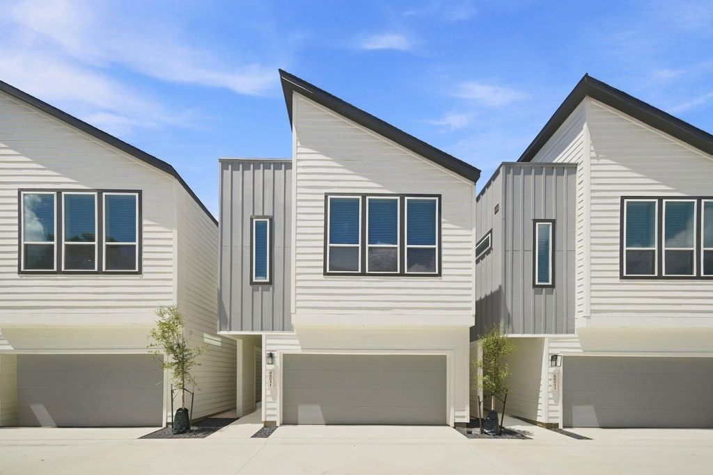 6051 Cebra Street, Houston, TX 77091
