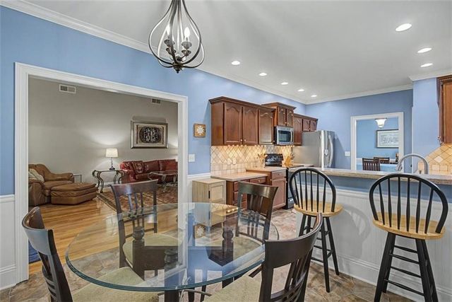 118 Oscar Way, Dallas, GA 30132
