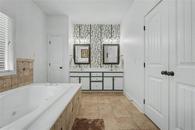 118 Oscar Way, Dallas, GA 30132