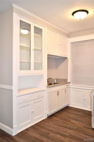 4919 Murdoch Avenue 2W, St Louis, MO 63109